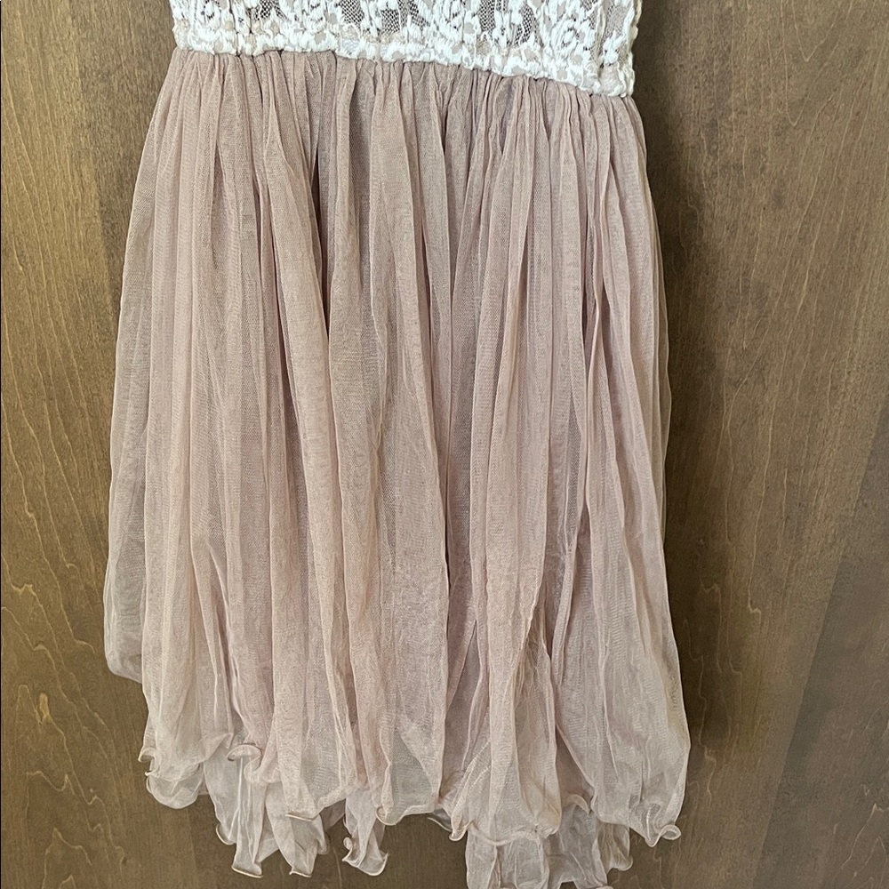 ✨ O2 Collection Lace & Tulle Dress – Size Small ✨ - Picture 5 of 8
